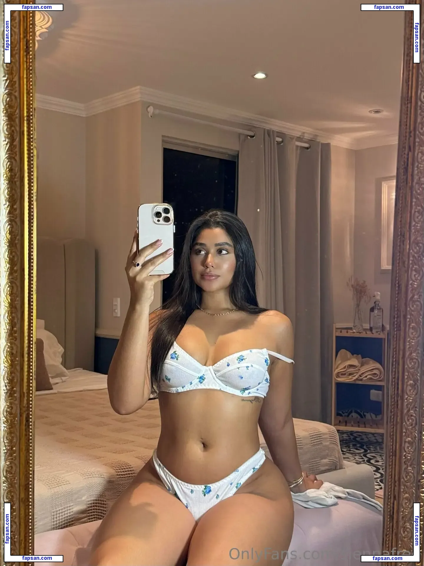 siennafree nude photo #0017 from OnlyFans