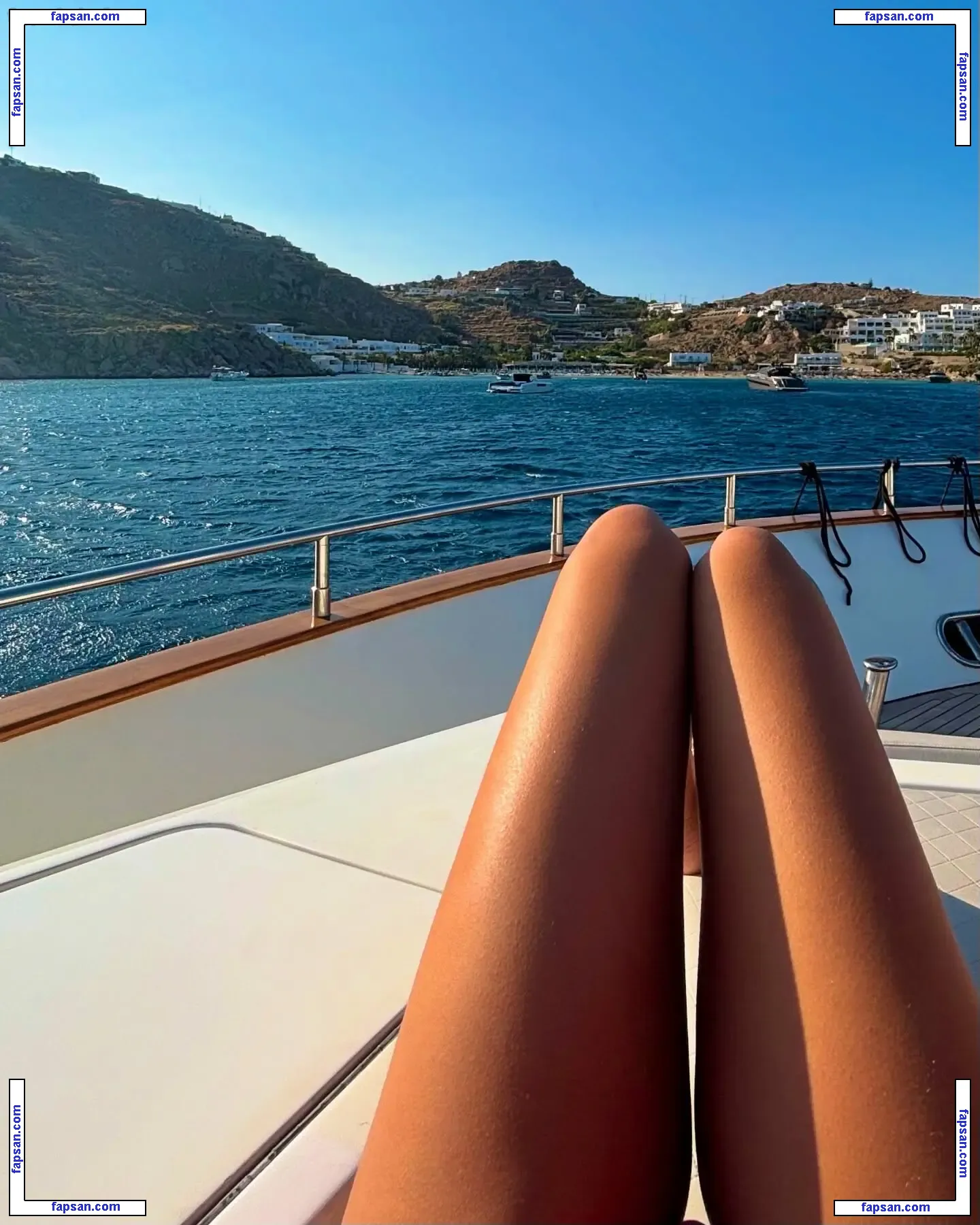 Sierra Jeh голая фото #0023 с Онлифанс