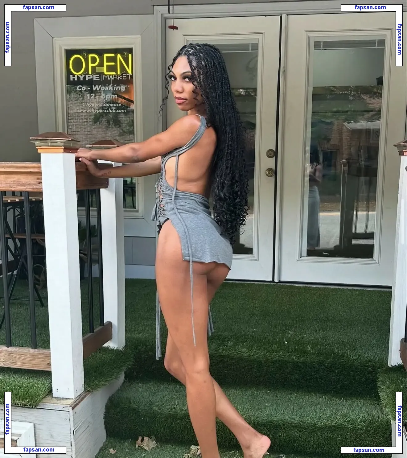 Siex Dragon nude photo #0004 from OnlyFans