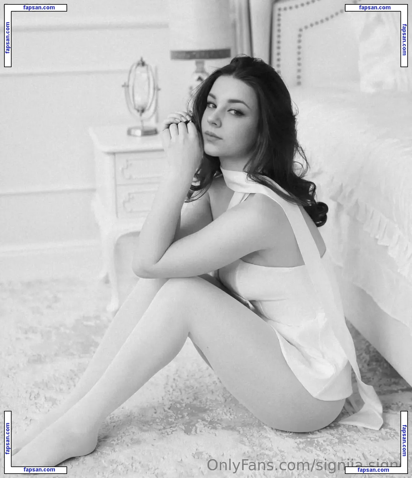 signija.signe nude photo #0006 from OnlyFans