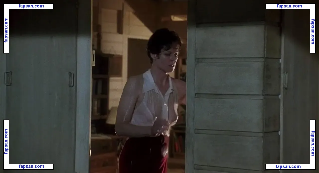 Sigourney Weaver nude photo #0140 from OnlyFans