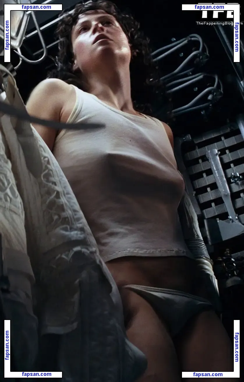 Sigourney Weaver nude photo #0165 from OnlyFans
