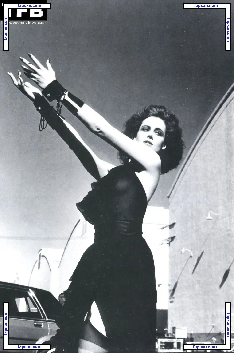 Sigourney Weaver nude photo #0188 from OnlyFans