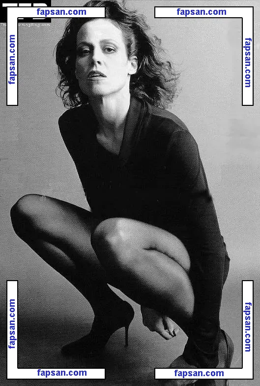Sigourney Weaver nude photo #0190 from OnlyFans