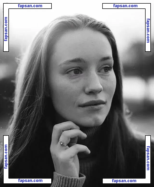 Sigrid nude photo #0188 from OnlyFans