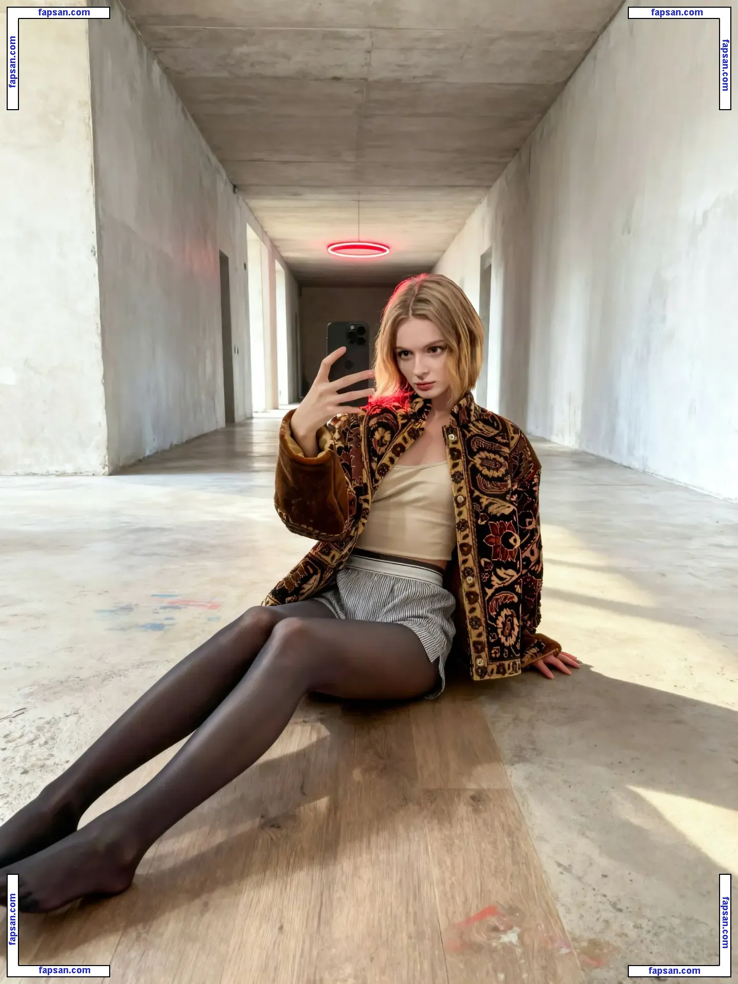 siiconica nude photo #0006 from OnlyFans