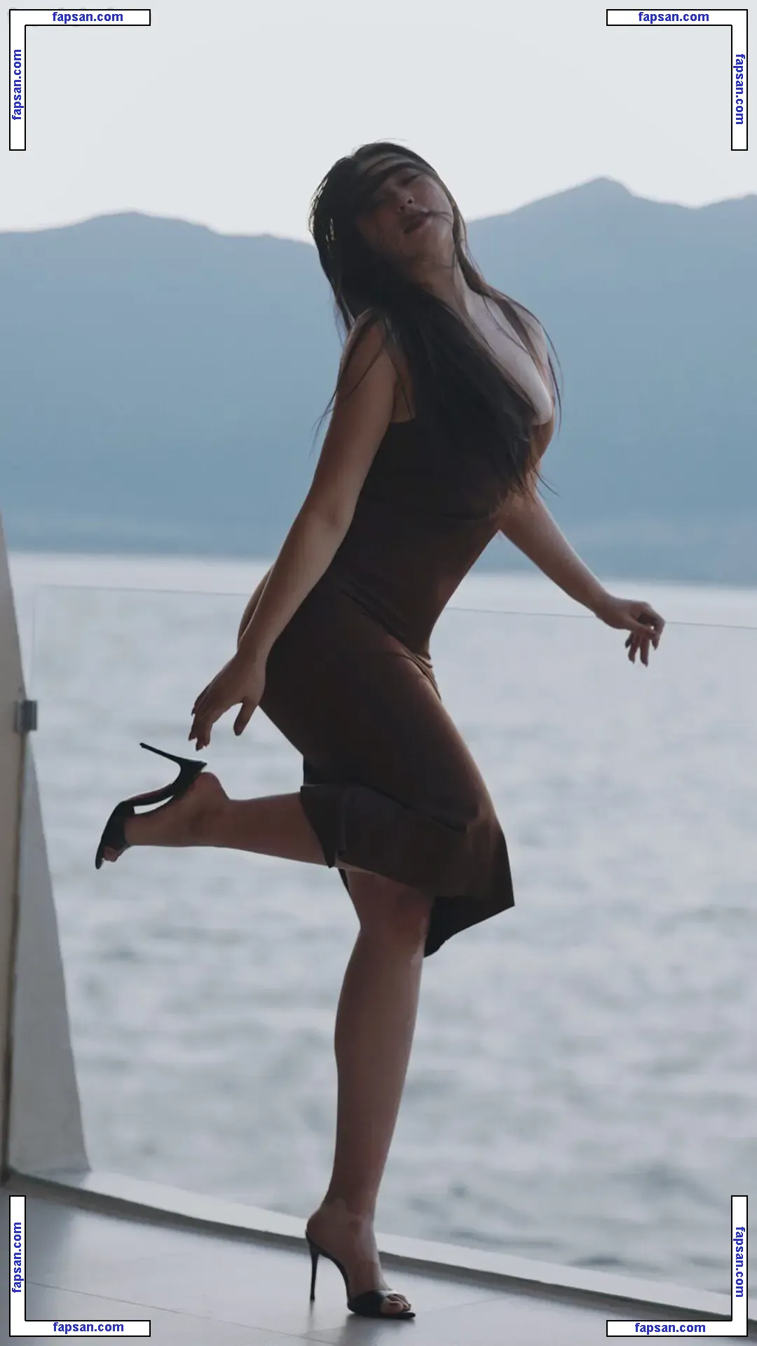 Sika Cheng 179deyuedabao голая фото #0003 с Онлифанс