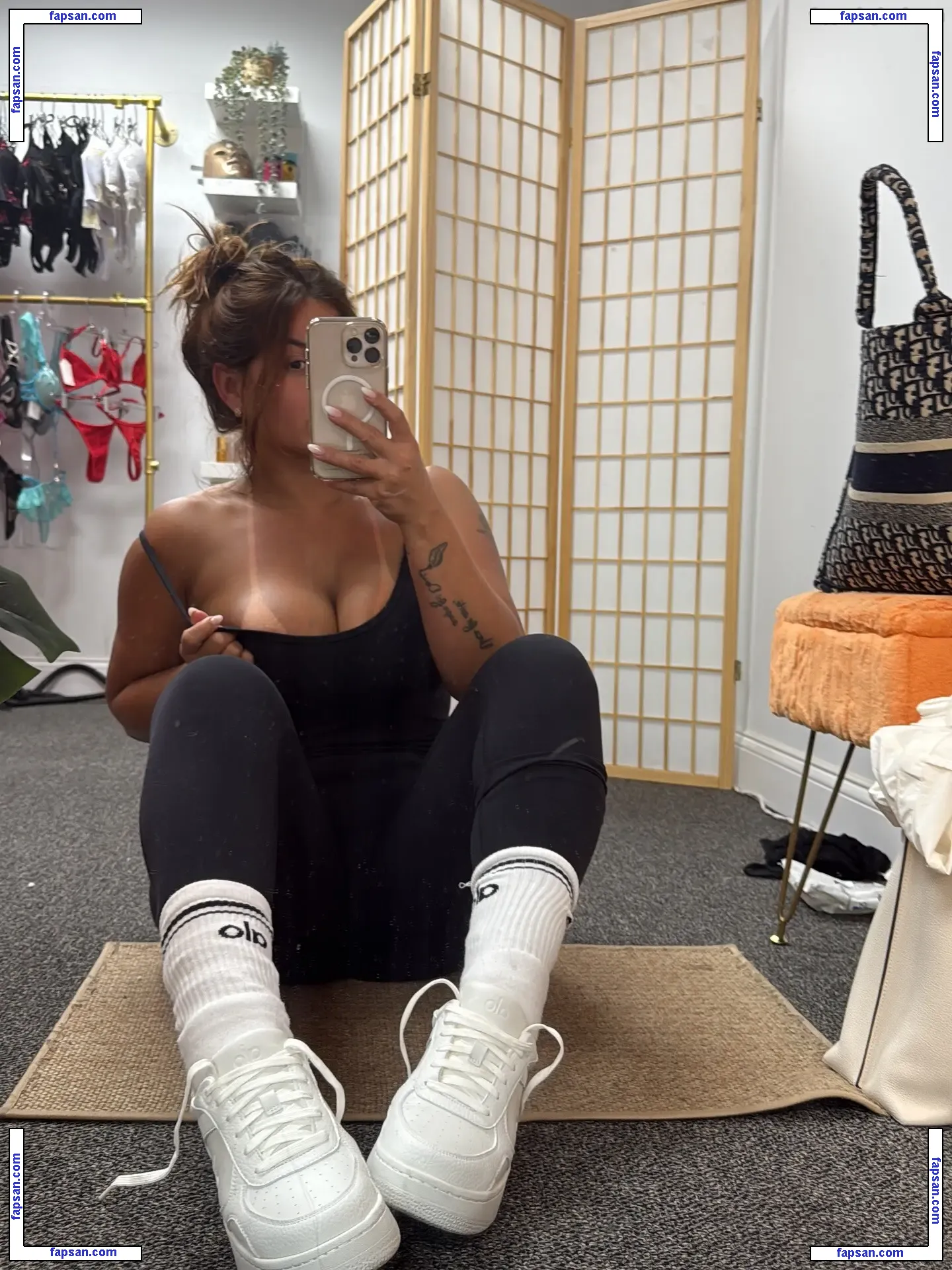 Sil Torra Torra nude photo #0693 from OnlyFans