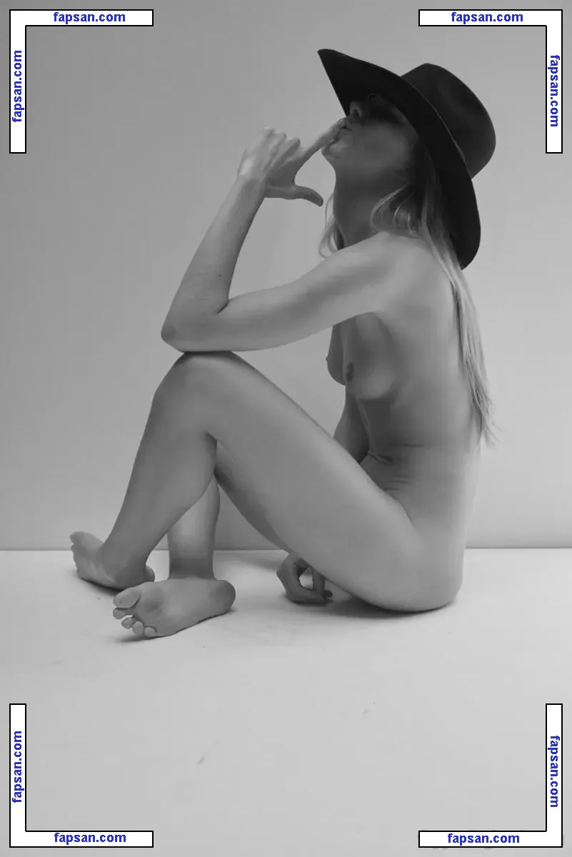 Silja Danielsen голая фото #0032 с Онлифанс