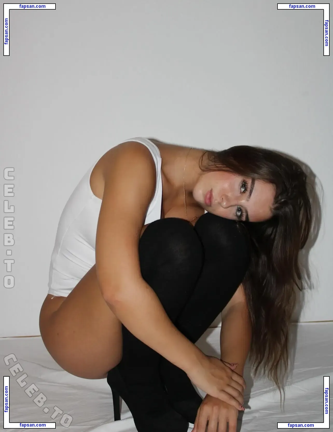 silja.lls nude photo #0012 from OnlyFans