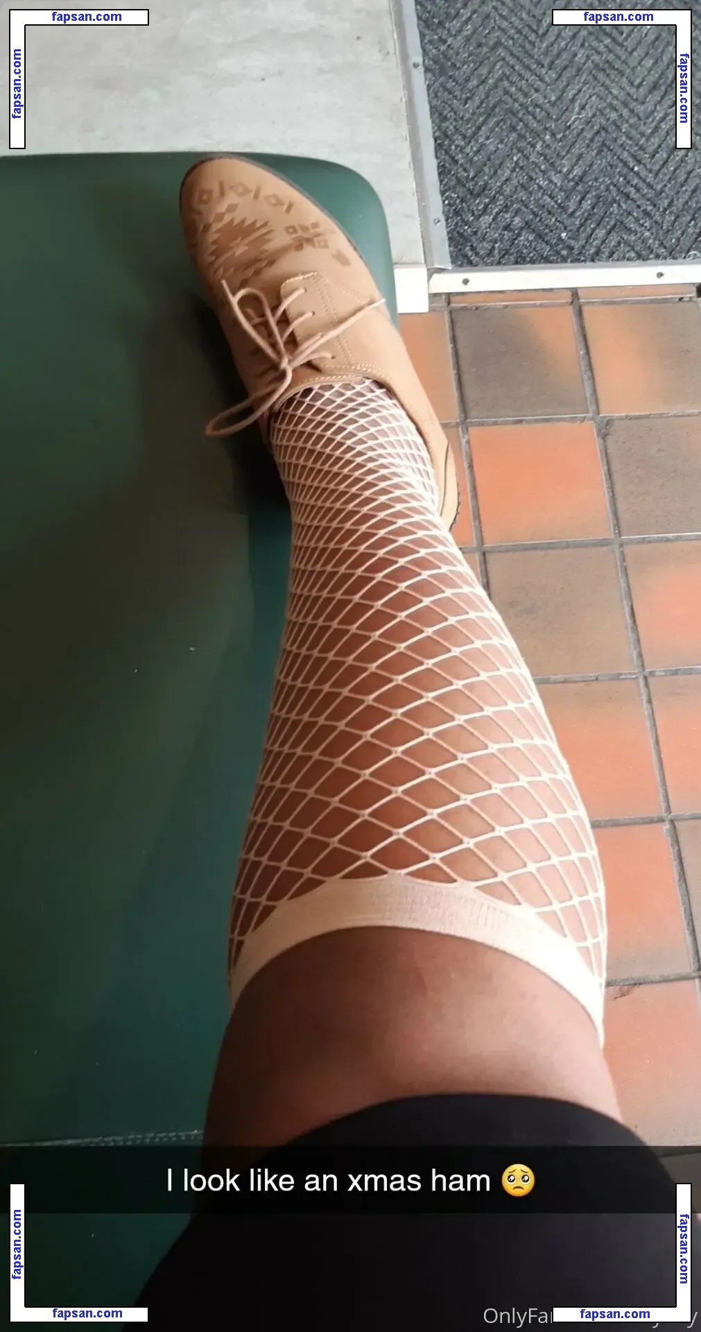 sillytilly nude photo #0006 from OnlyFans