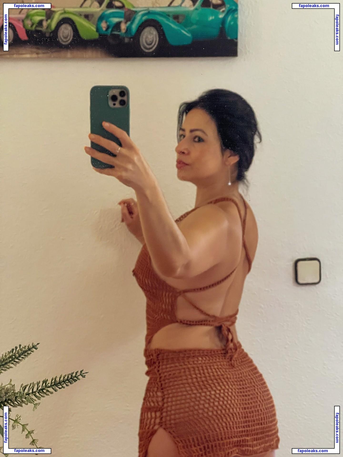 silvanavargas.81 / morenaza81 nude photo #0025 from OnlyFans