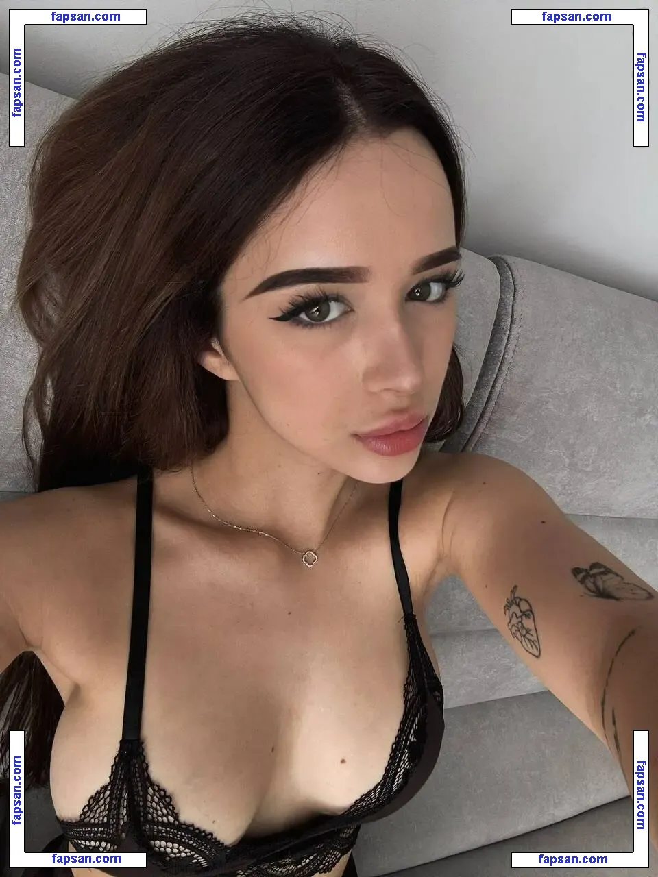 Simbochka голая фото #0012 с Онлифанс