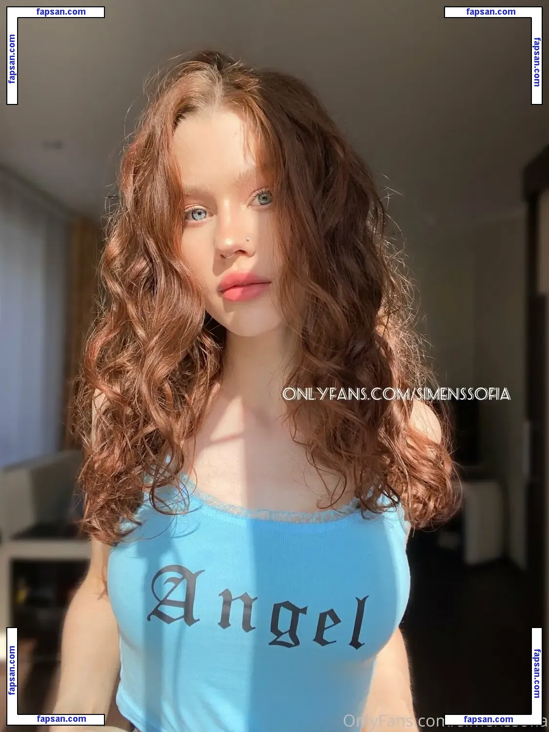 SimensSofia nude photo #0468 from OnlyFans