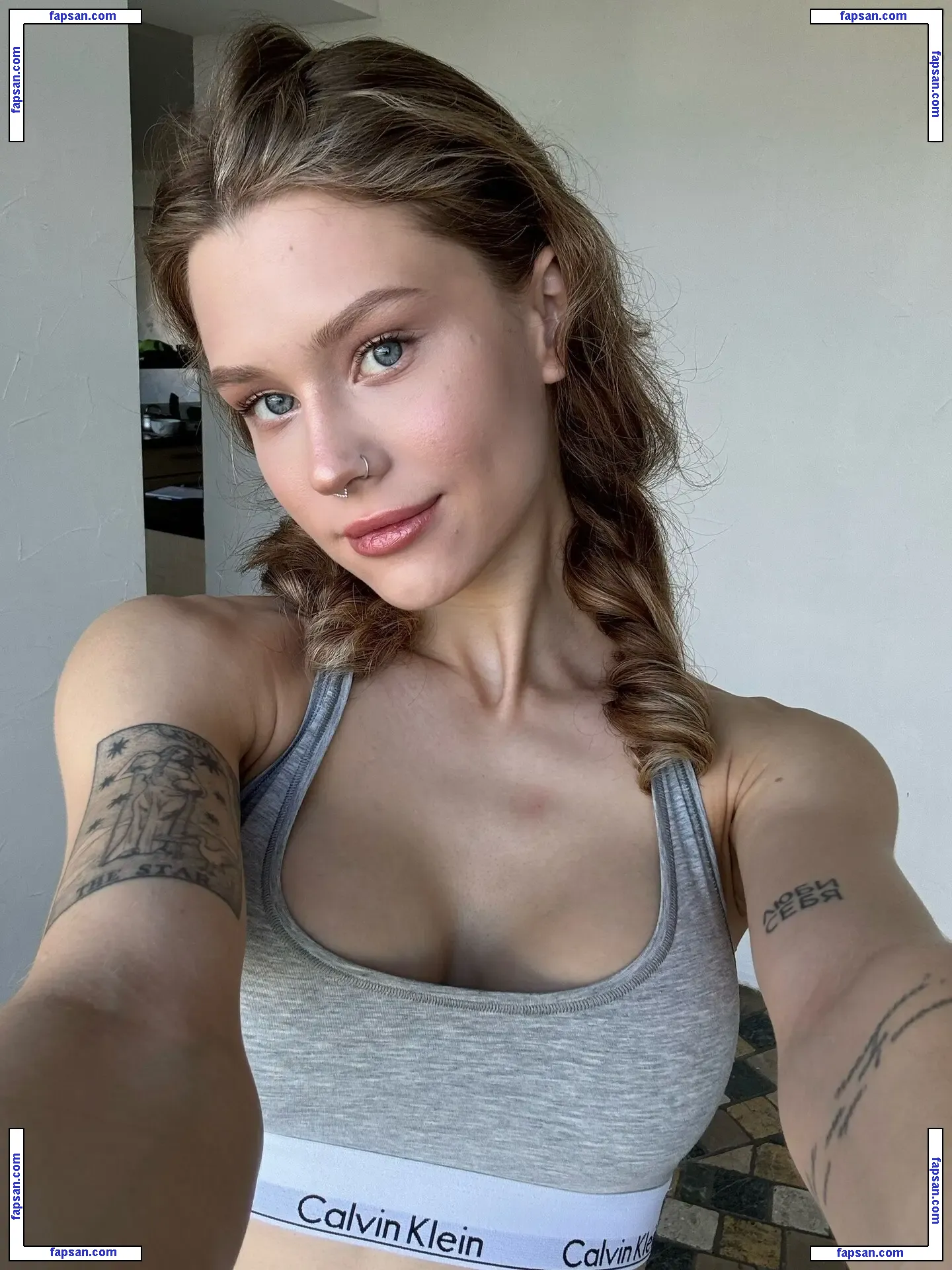 SimensSofia nude photo #0514 from OnlyFans