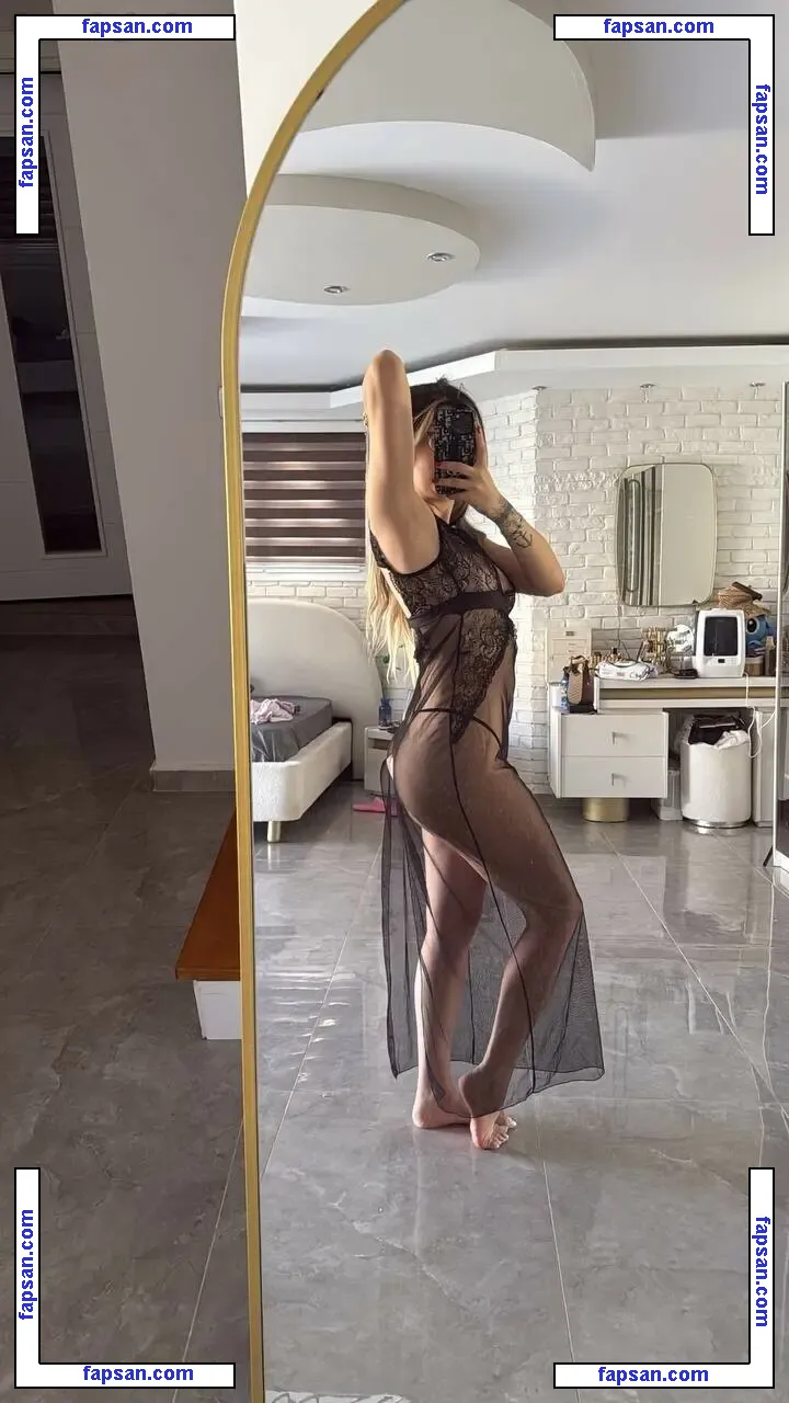 Simge Barankoğlu nude photo #0043 from OnlyFans