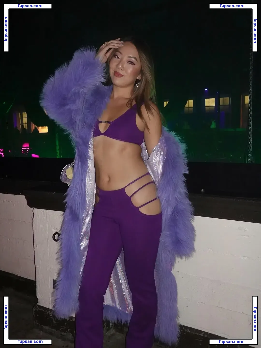 Simona Shao голая фото #0004 с Онлифанс