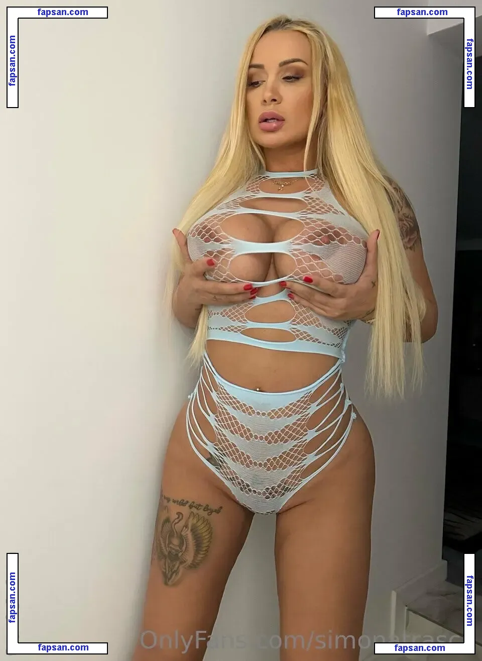 Simona Trasca nude photo #0038 from OnlyFans