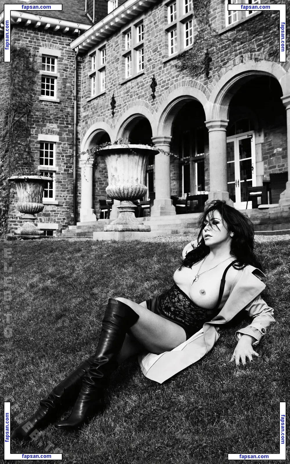 Simone Thomalla голая фото #0152 с Онлифанс