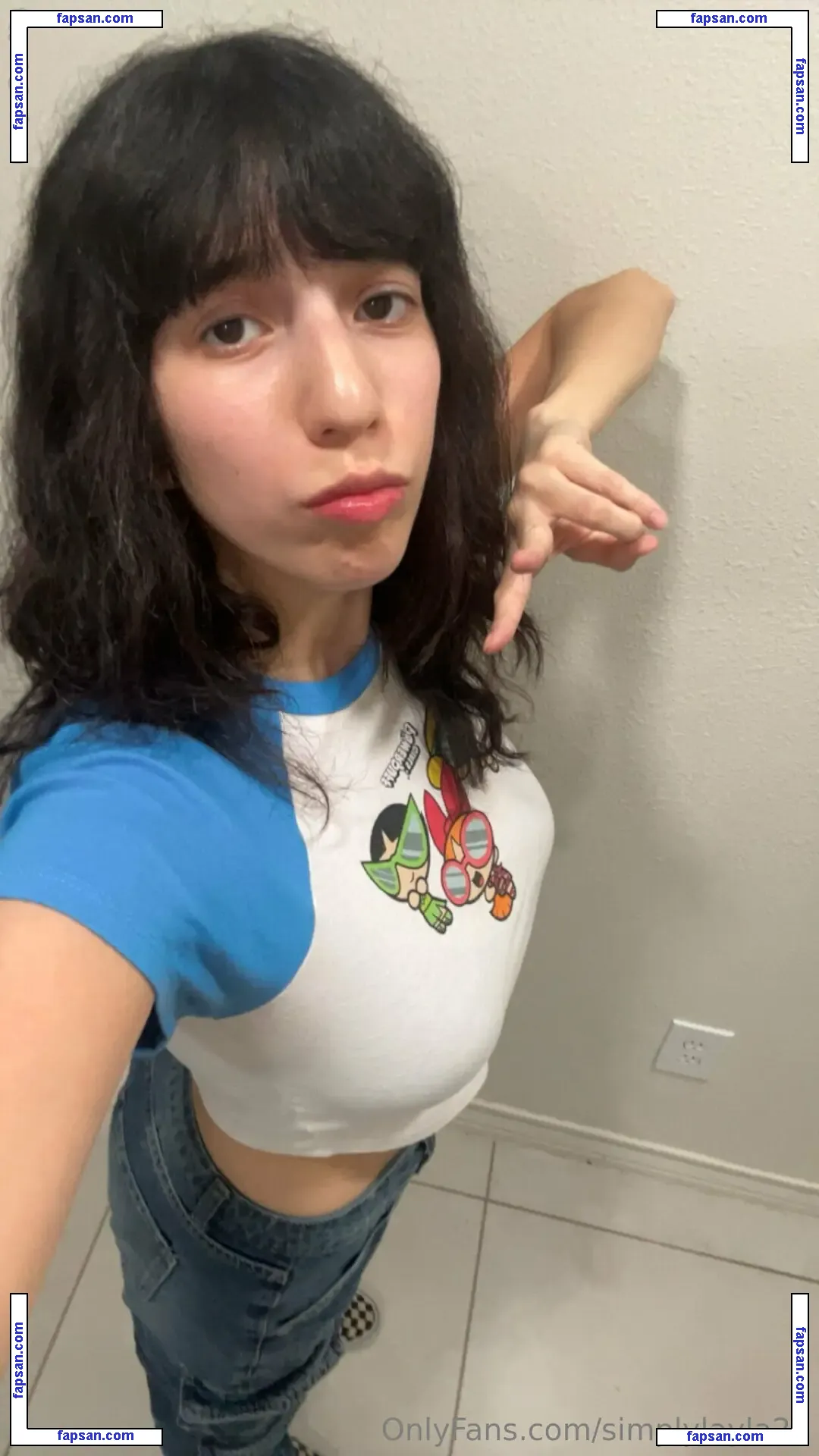simplylayla26 nude photo #0002 from OnlyFans