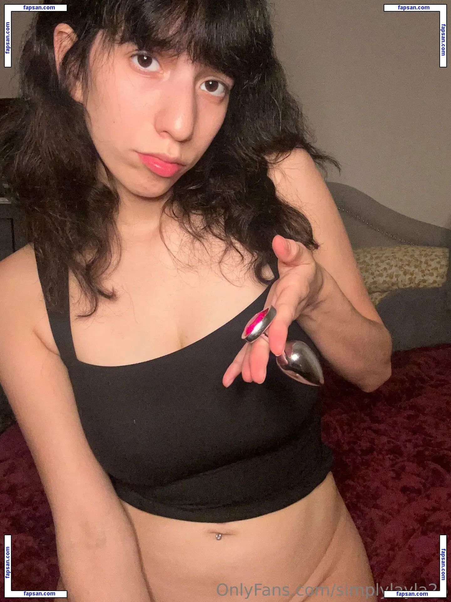 simplylayla26 nude photo #0019 from OnlyFans