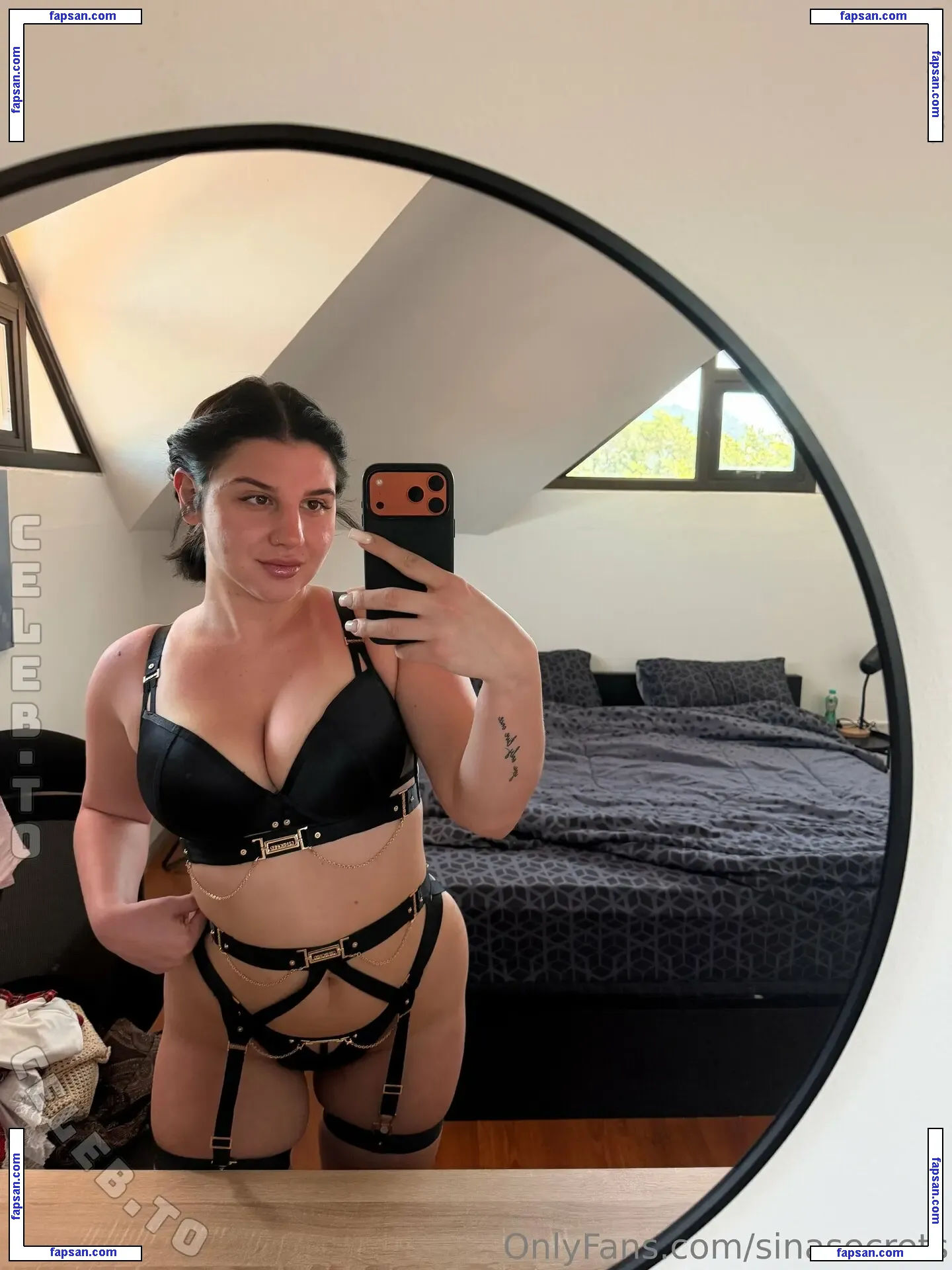 Sinayourfav nude photo #0011 from OnlyFans