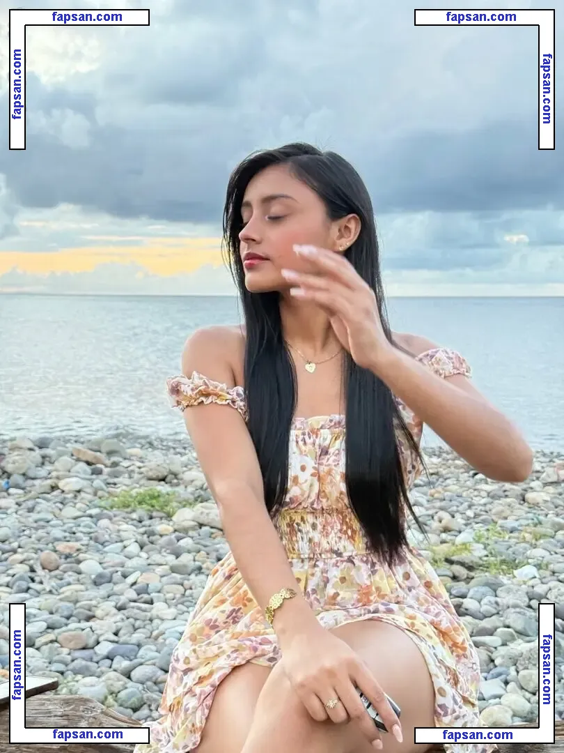 Sindy Yamileth Lopez nude photo #0008 from OnlyFans