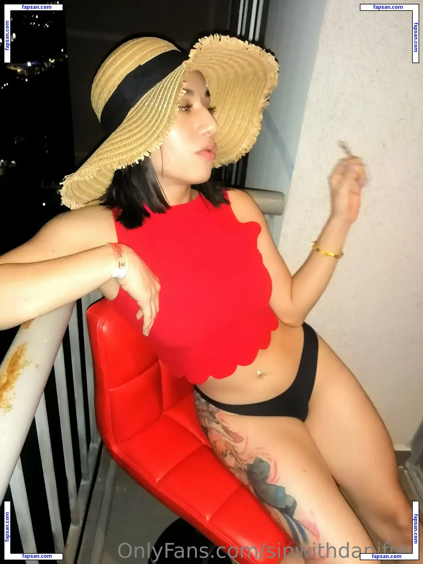 sinwithdanifree nude photo #0007 from OnlyFans
