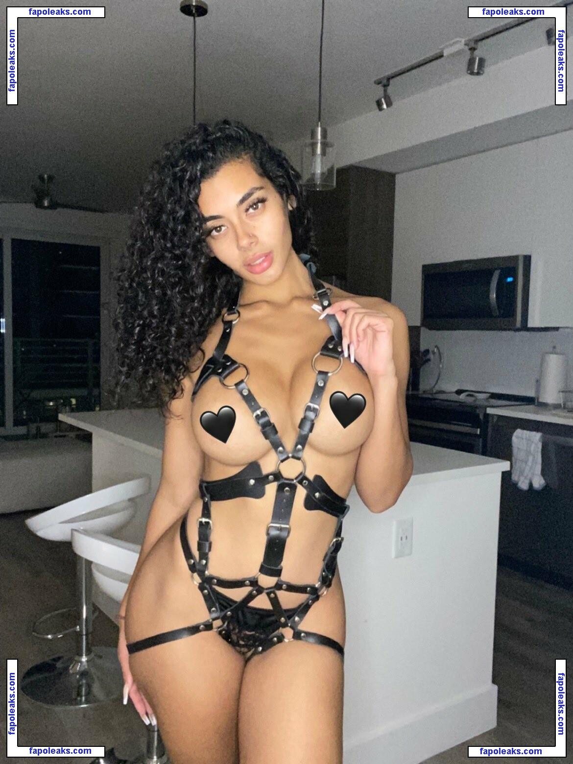 Sirena Marie / Sire14 / ohheysire / siirenamarie_ / yournewbestie nude photo #0014 from OnlyFans