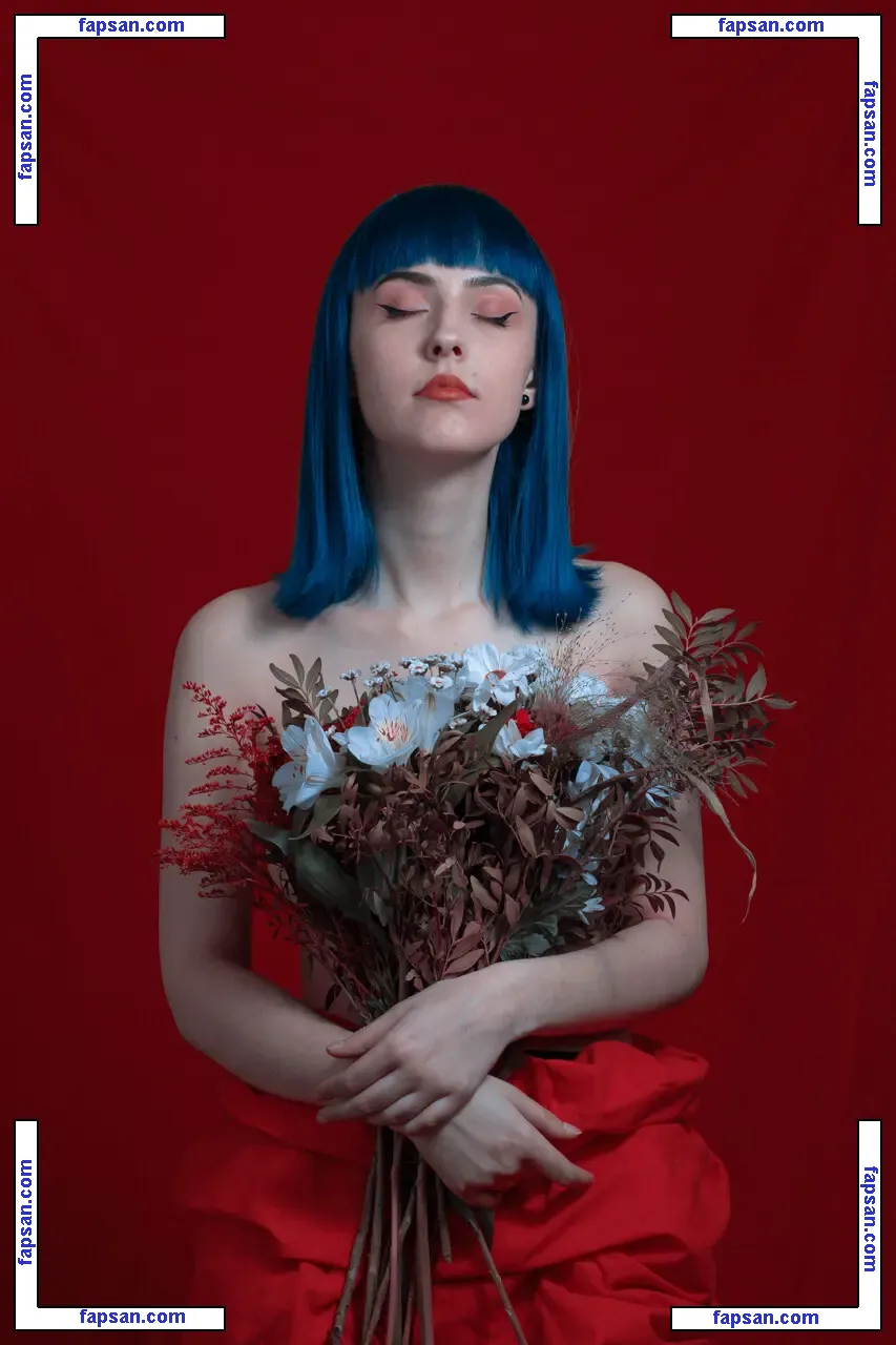 siriablue_ nude photo #0001 from OnlyFans