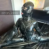 siron_latex голая #0046