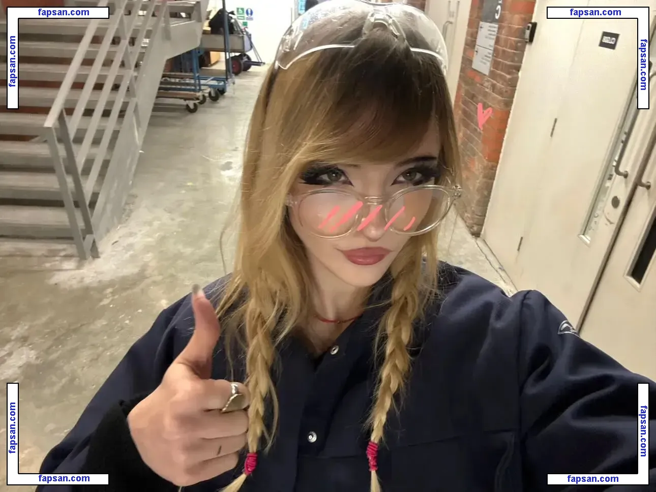 Sistervader nude photo #0008 from OnlyFans