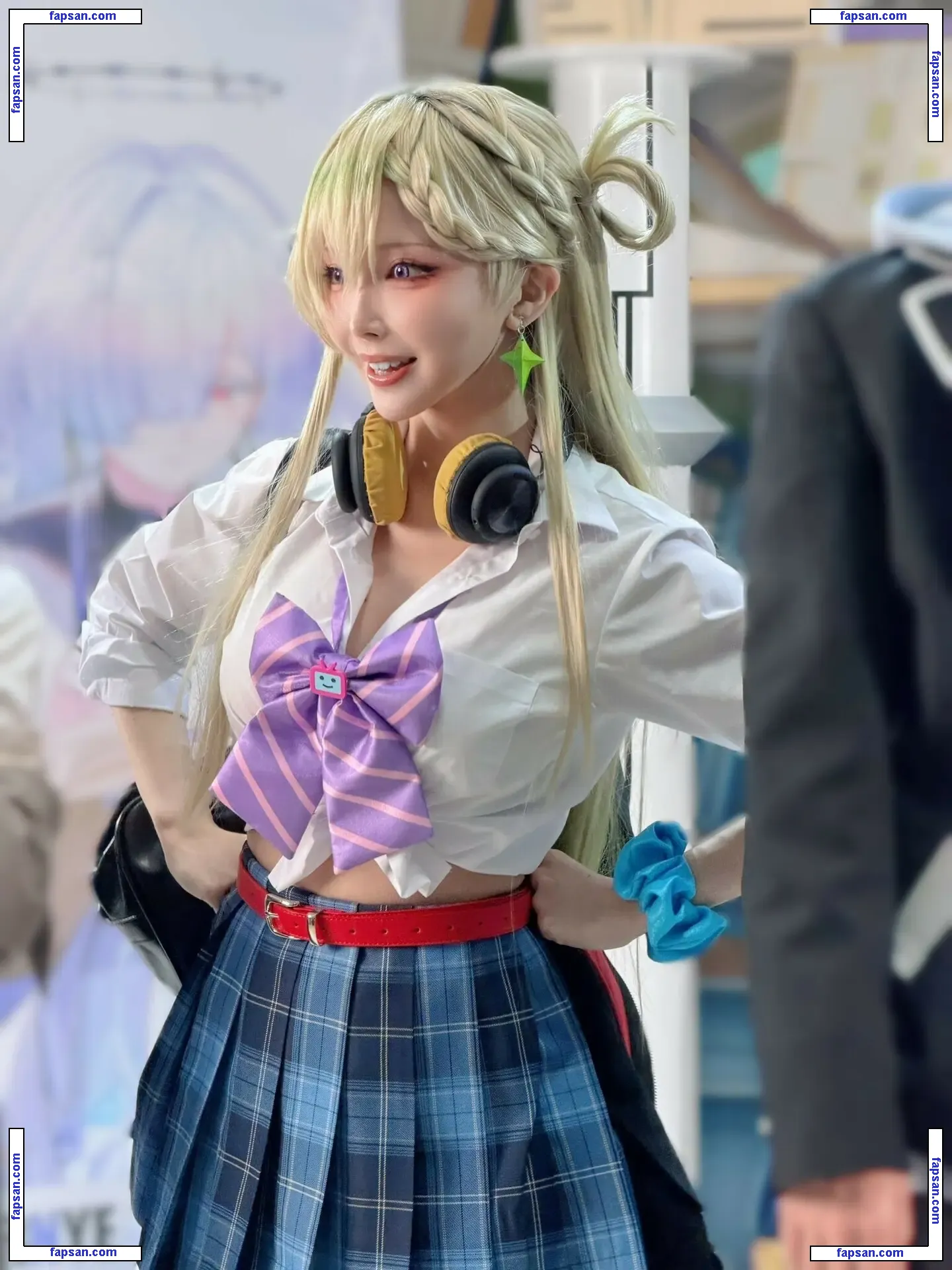 Sithle011 nude photo #0005 from OnlyFans