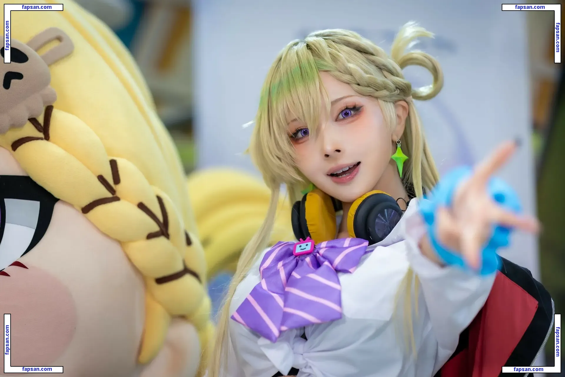 Sithle011 nude photo #0009 from OnlyFans