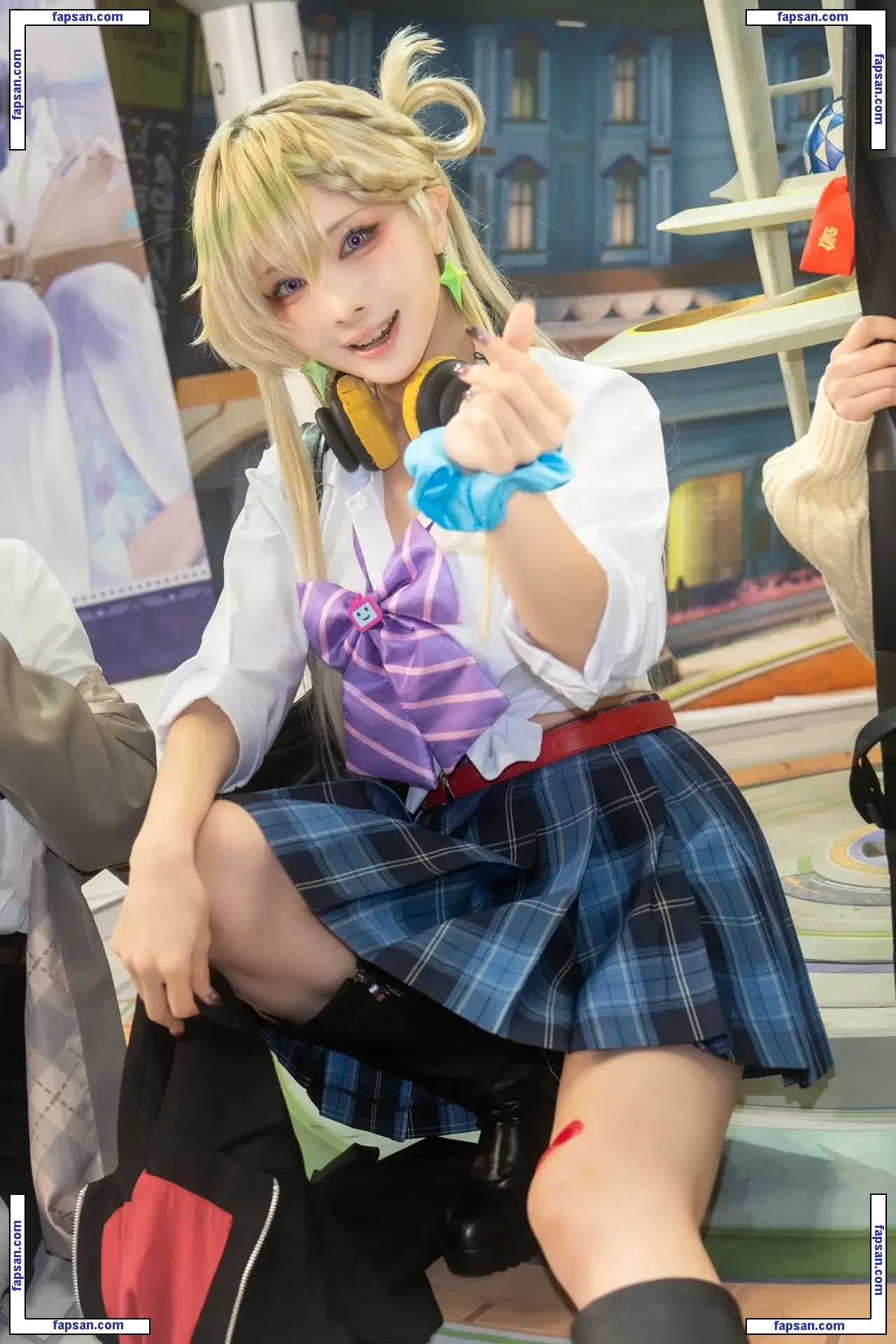 Sithle011 nude photo #0026 from OnlyFans