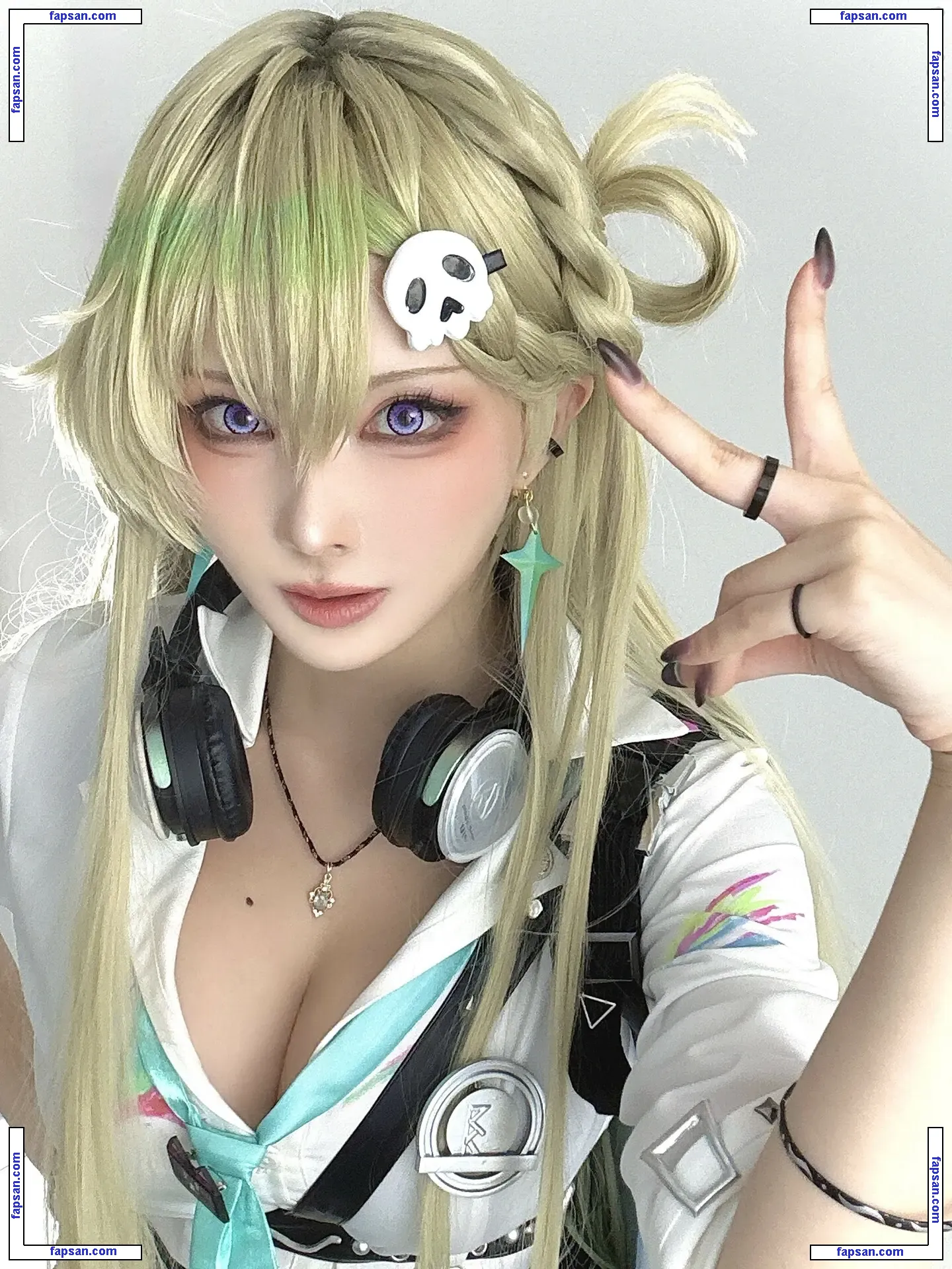 Sithle011 голая фото #0049 с Онлифанс