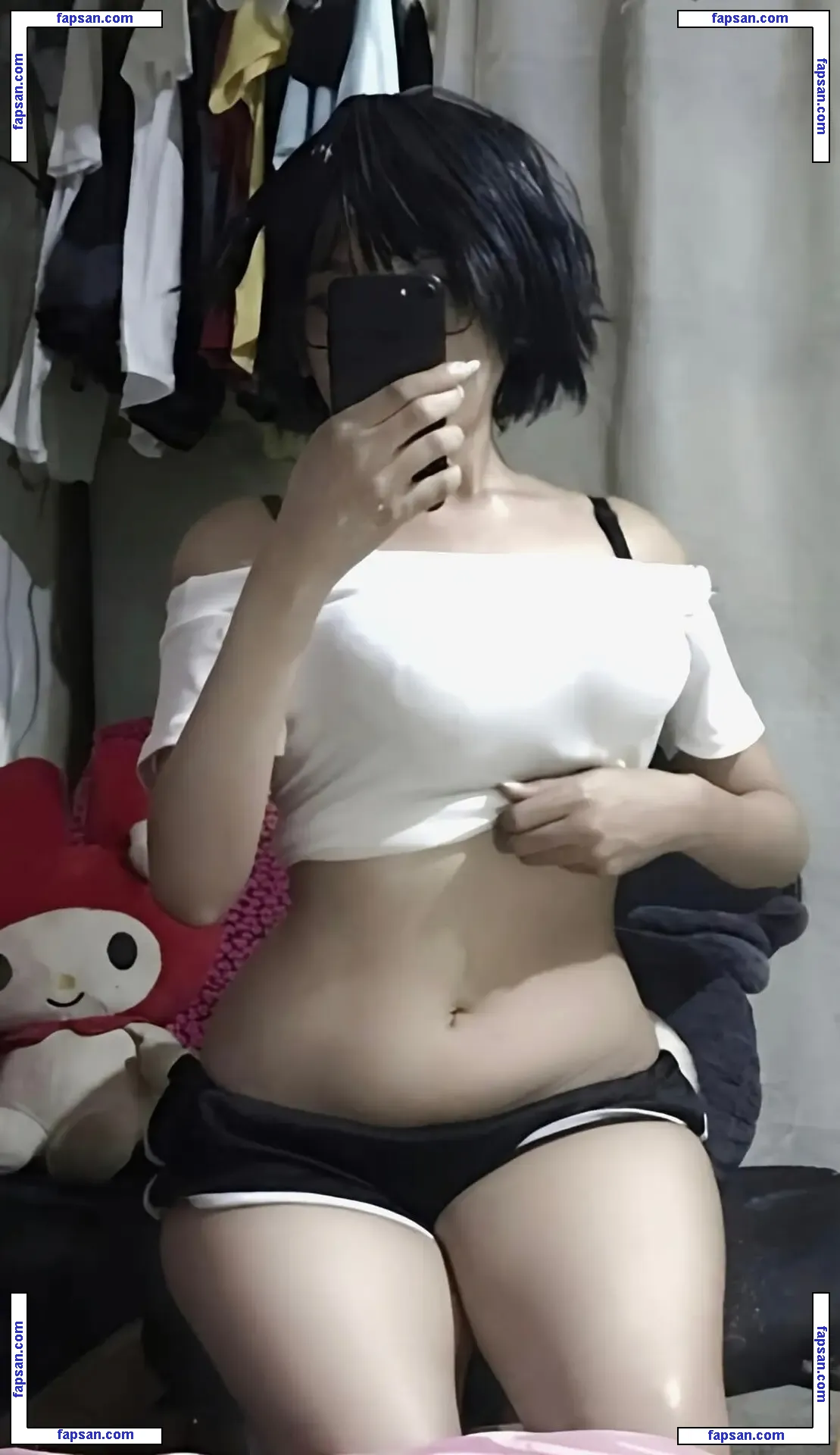 Sixeye_Hoshi nude photo #0005 from OnlyFans