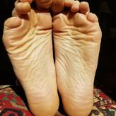 size16feet nude #0016