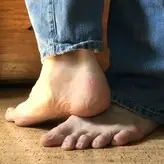size16feet nude #0072