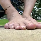 size16feet nude #0077