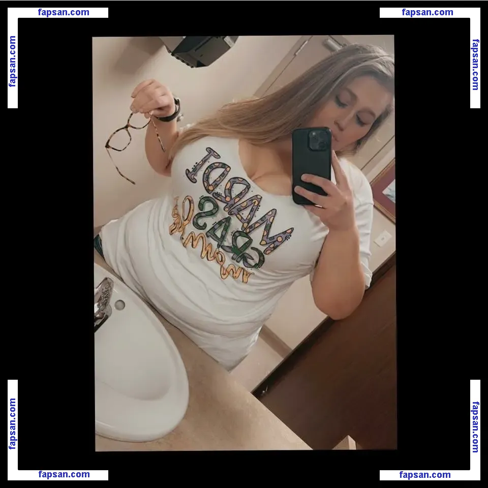 sjroux89 голая фото #0002 с Онлифанс