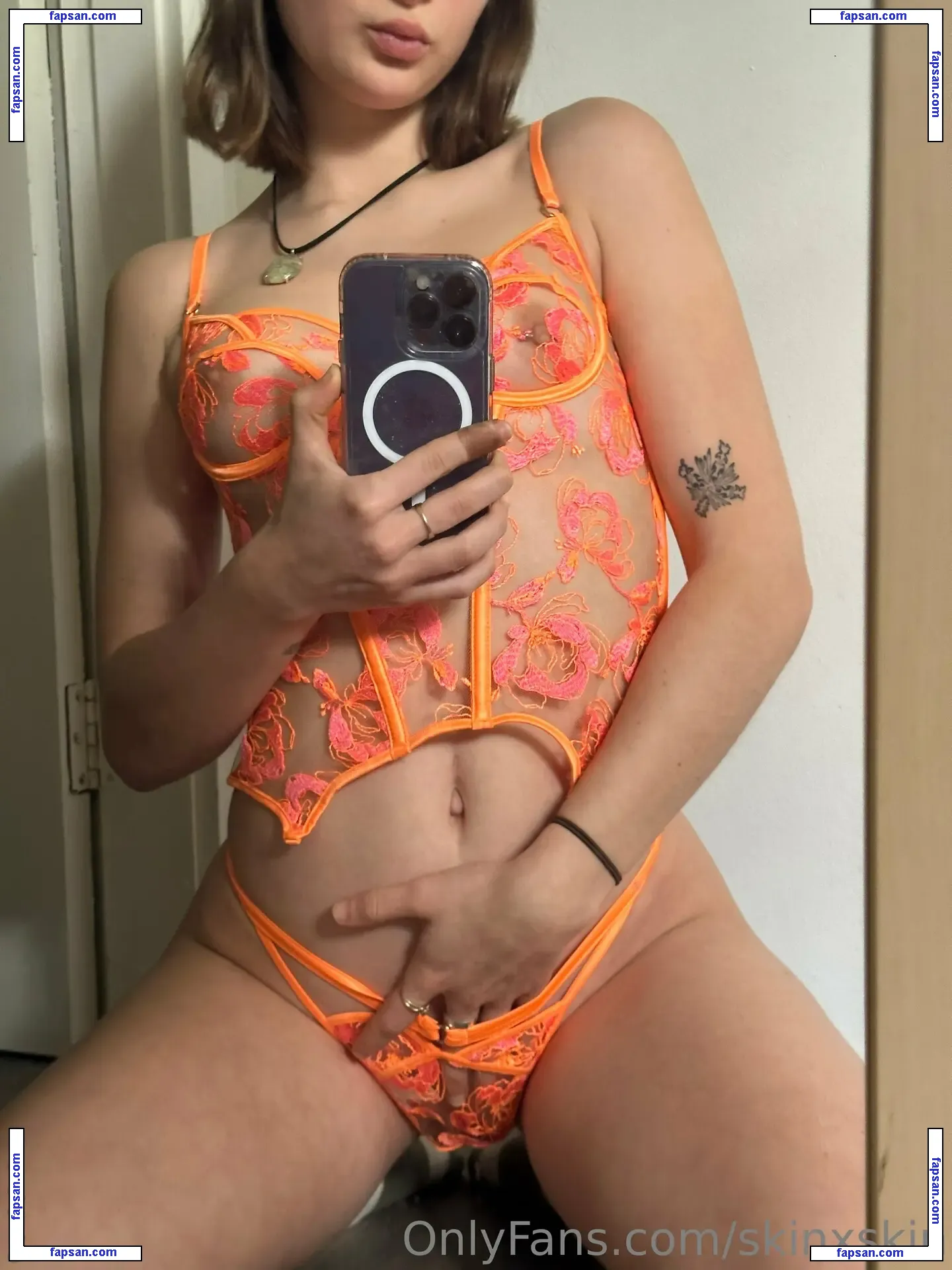 skinxskin nude photo #0022 from OnlyFans