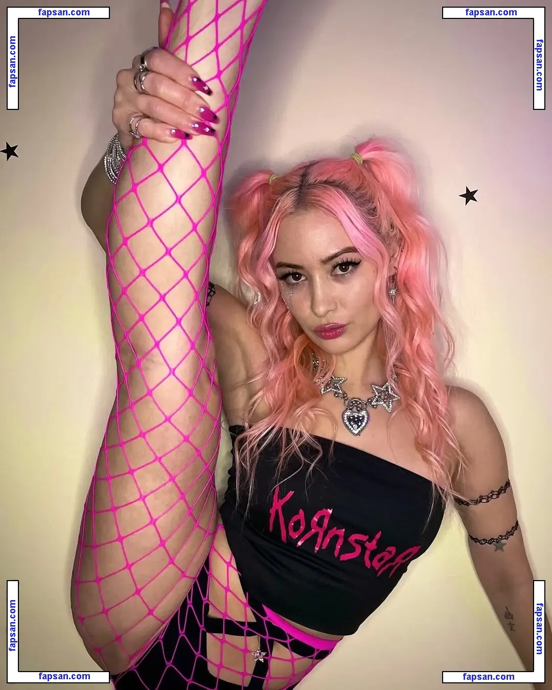 sky_sky_ голая фото #0010 с Онлифанс