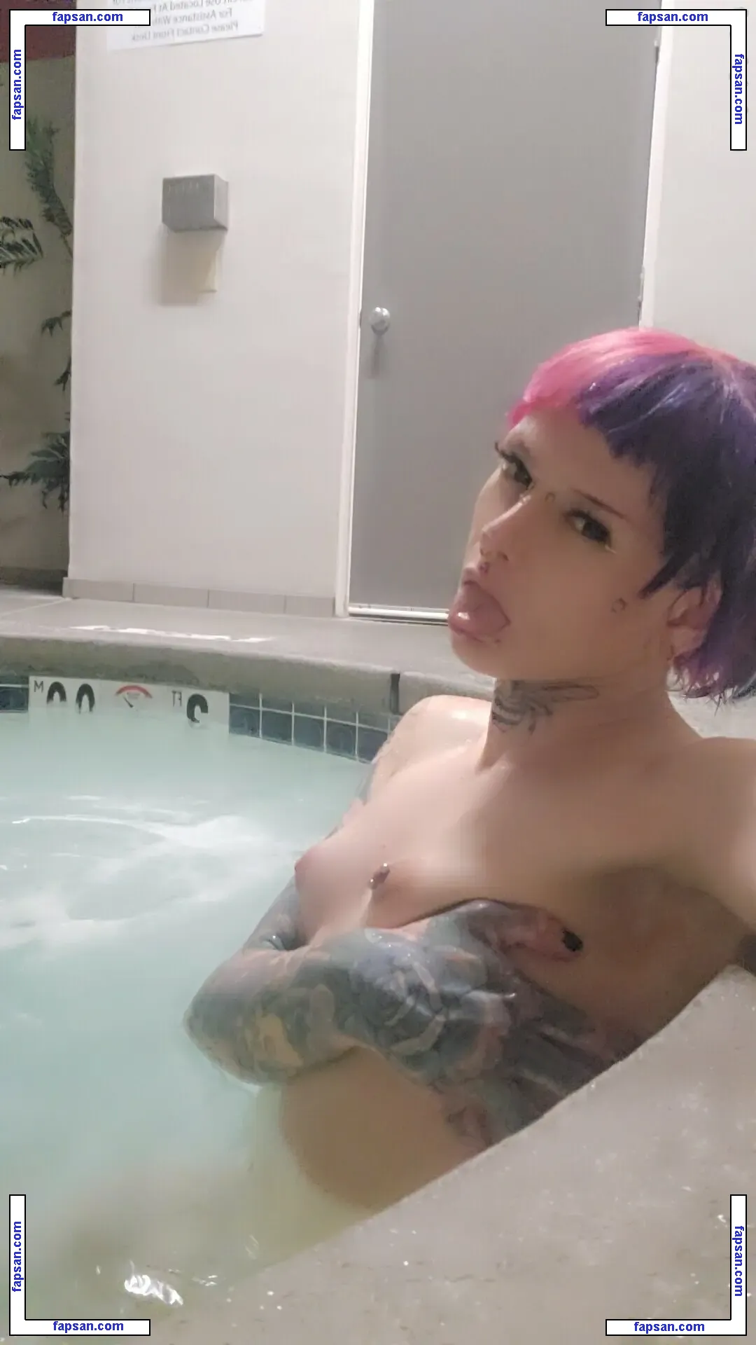 skyburrito nude photo #0029 from OnlyFans