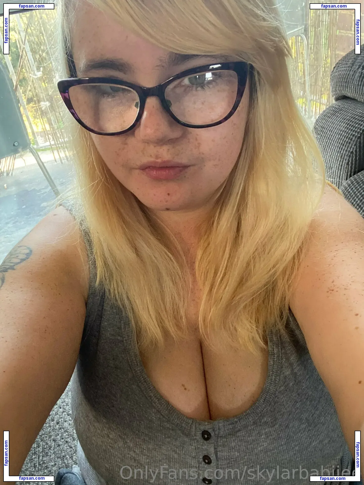 skylarbabiiee nude photo #0009 from OnlyFans