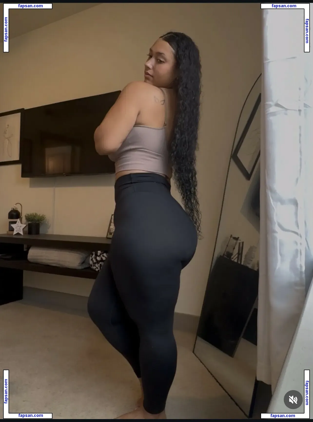 SkylarCuevas голая фото #0002 с Онлифанс