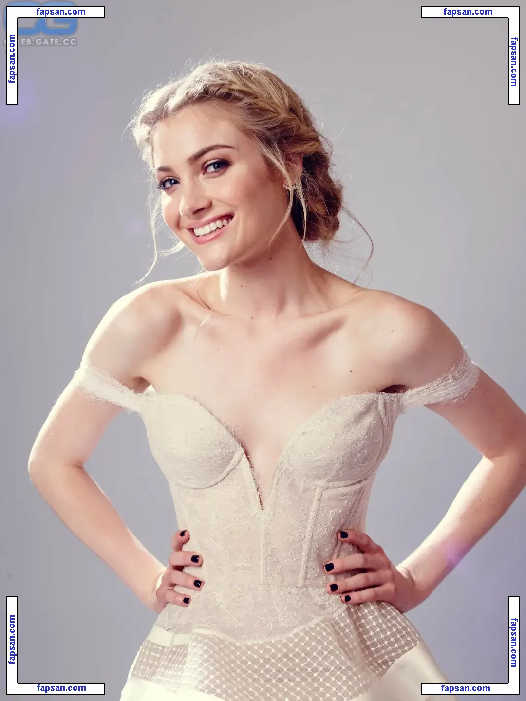 Skyler Samuels nude photo #0006 from OnlyFans