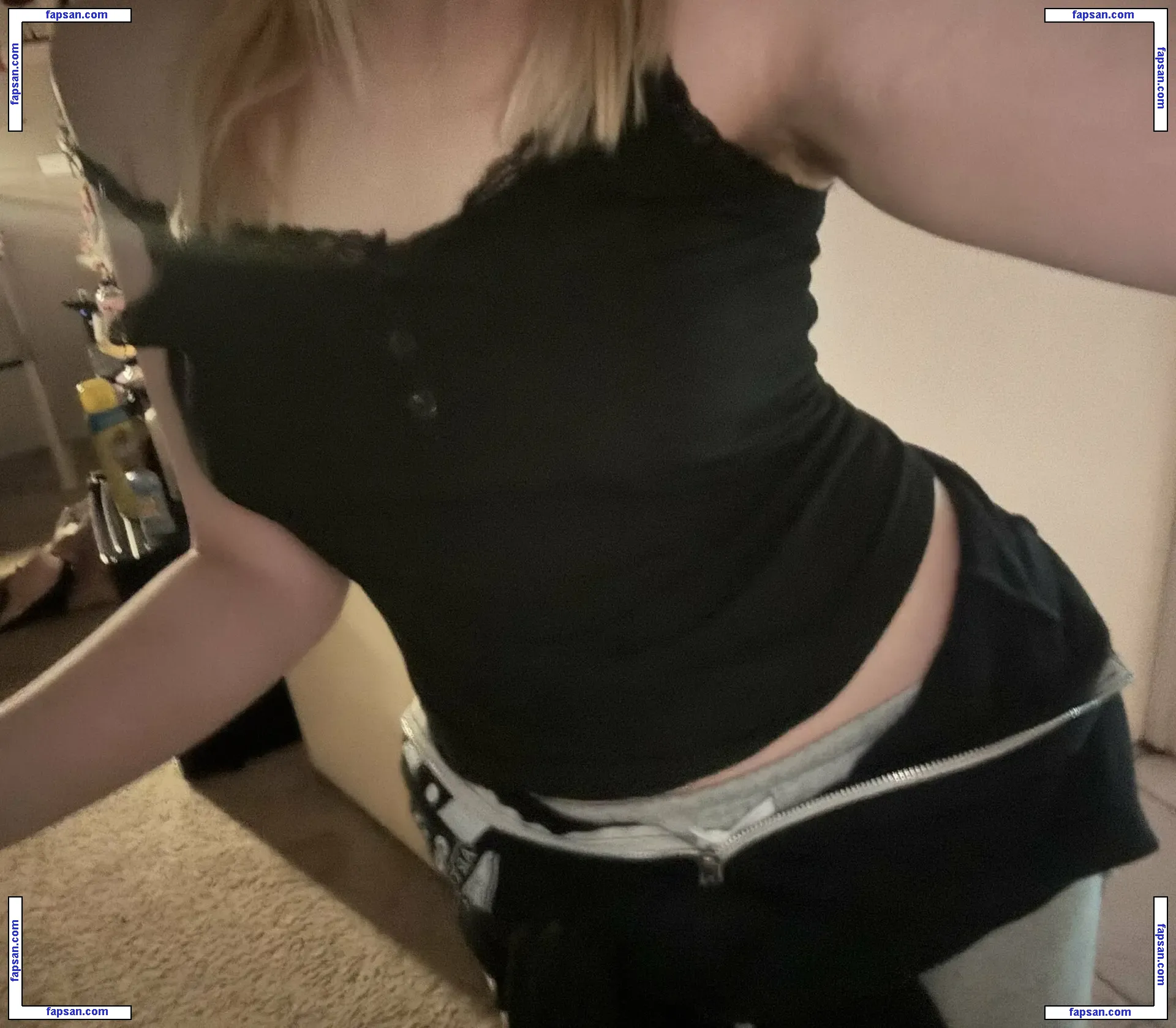 skynyster голая фото #0008 с Онлифанс