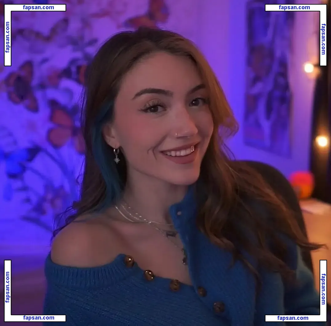 Skyytea nude photo #0025 from OnlyFans