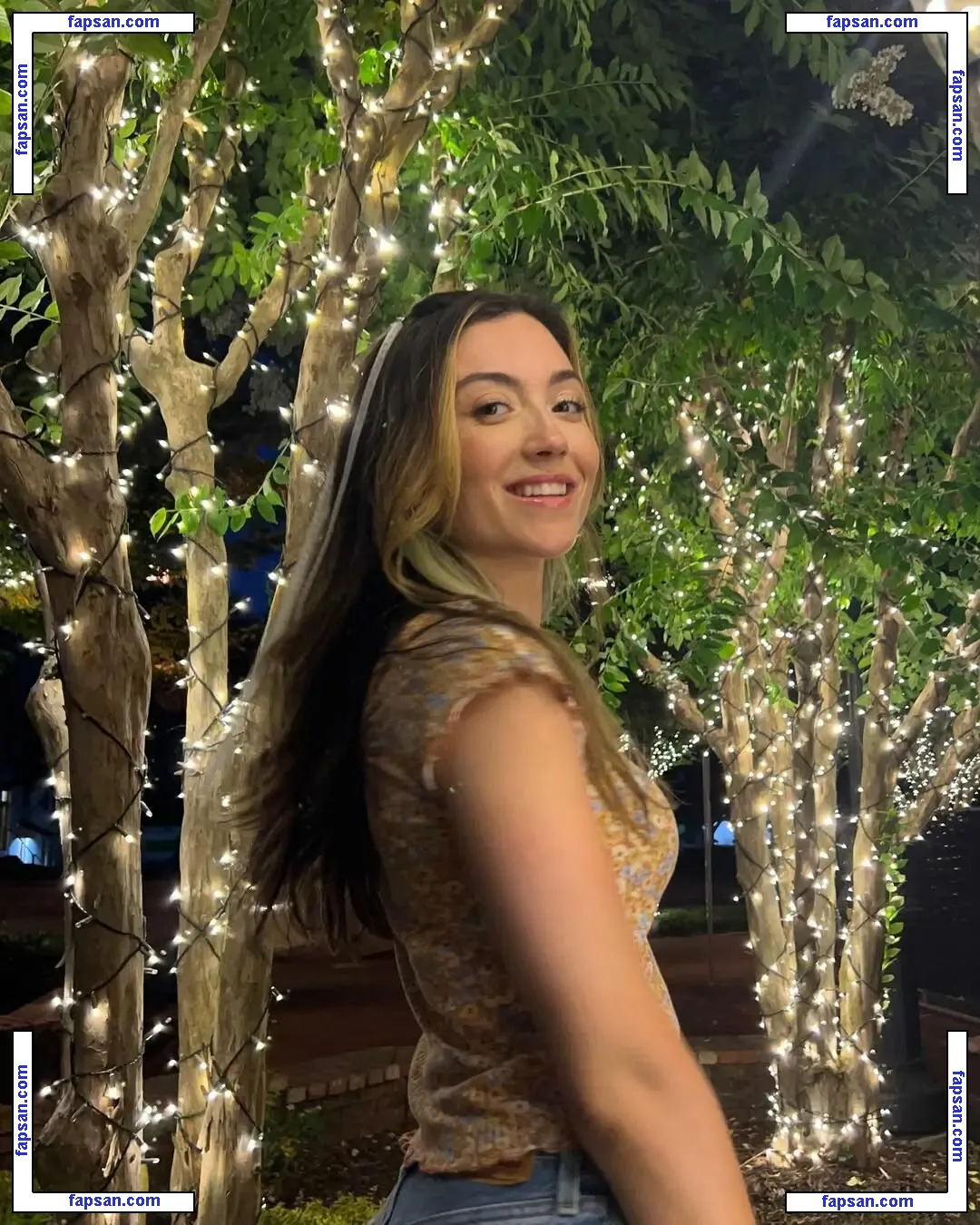 Skyytea nude photo #0035 from OnlyFans